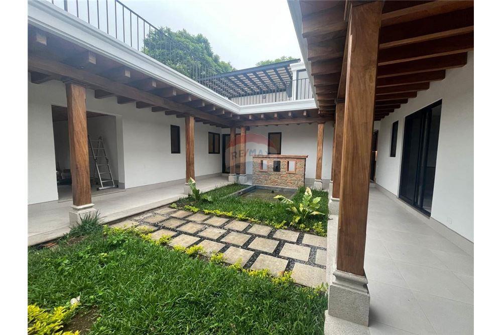 Villa - Te Koop - Ciudad Vieja, Sacatepéquez, Guatemala - 1 - 90129008-150