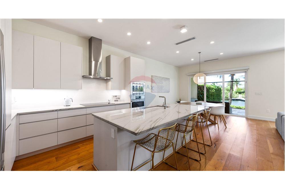 Villa - For Sale - W Bay Bch North, West Bay, Cayman Islands - 4 - 90146051-48