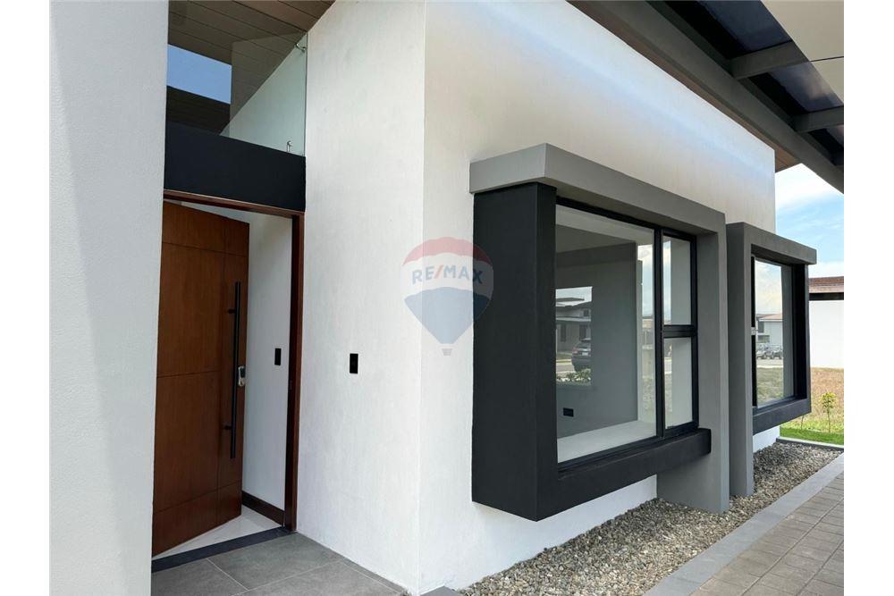 Villa - For Sale - La Guacima, Alajuela, Costa Rica - 20 - 902021012-122