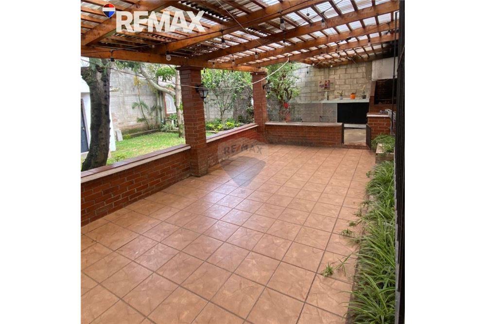 Villa - Te Koop - Mixco, Guatemala, Guatemala - 6 - 902611001-83