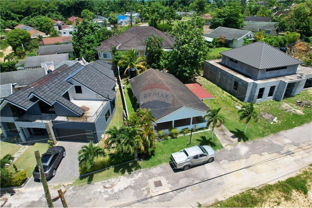 Villa - For Sale - Orange Bay, Hanover Parish, Jamaica - 3 - 902421019-2