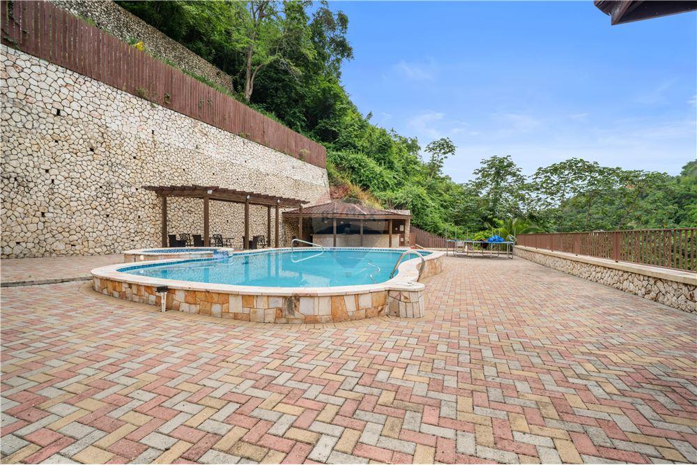 Villa - Te Koop - Kingston, Saint Andrew, Jamaica - 32 - 90153049-119