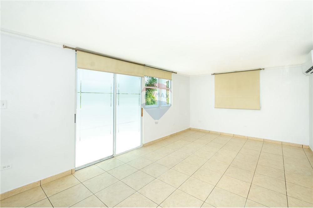 Villa - Te Koop - Est Cerro Gordo, Vega Alta, Puerto Rico - 27 - 90107007-118