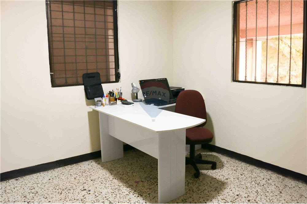 Villa - For Sale - Zona 16, Guatemala, Guatemala - 3 - 902611001-86