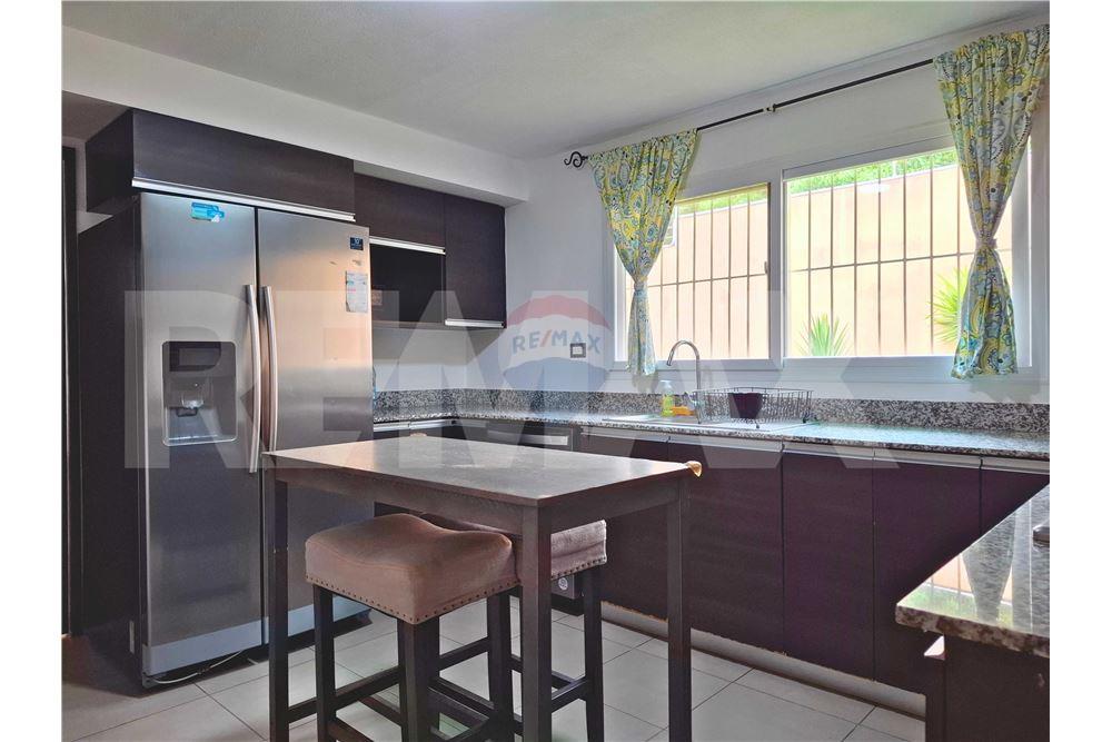 Villa - Te Koop - Fraijanes, Guatemala, Guatemala - 11 - 902091019-9