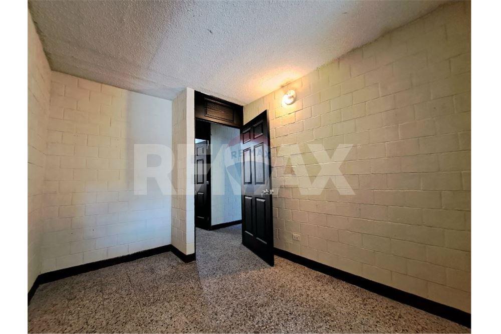 Villa - For Sale - Zona 18, Guatemala, Guatemala - 6 - 902691018-38