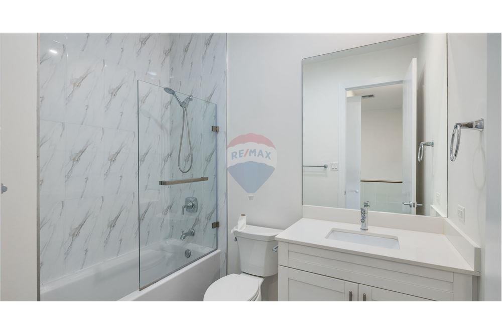 Apartamento/Condominio - Venta - W Bay Bch North, West Bay, Islas Caimán - 16 - 90146012-240