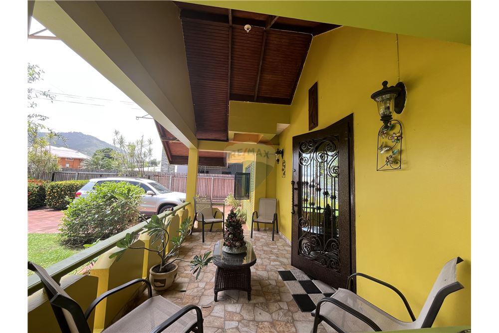 Villa - Te Koop - Dinsley, Saint George, Trinidad and Tobago - 2 - 902551007-4