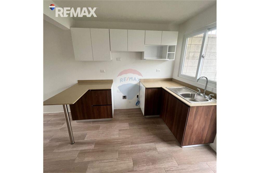 Villa - For Sale - San José Pinula, Guatemala, Guatemala - 3 - 902611005-12