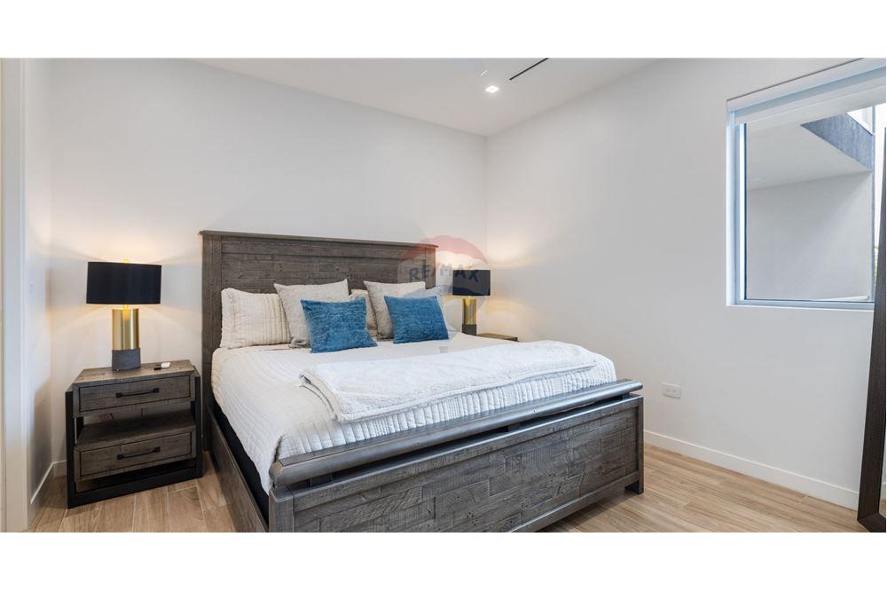 Appartement - Te Koop - W Bay Bch South, Seven Mile, Cayman Islands - 8 - 90146051-40