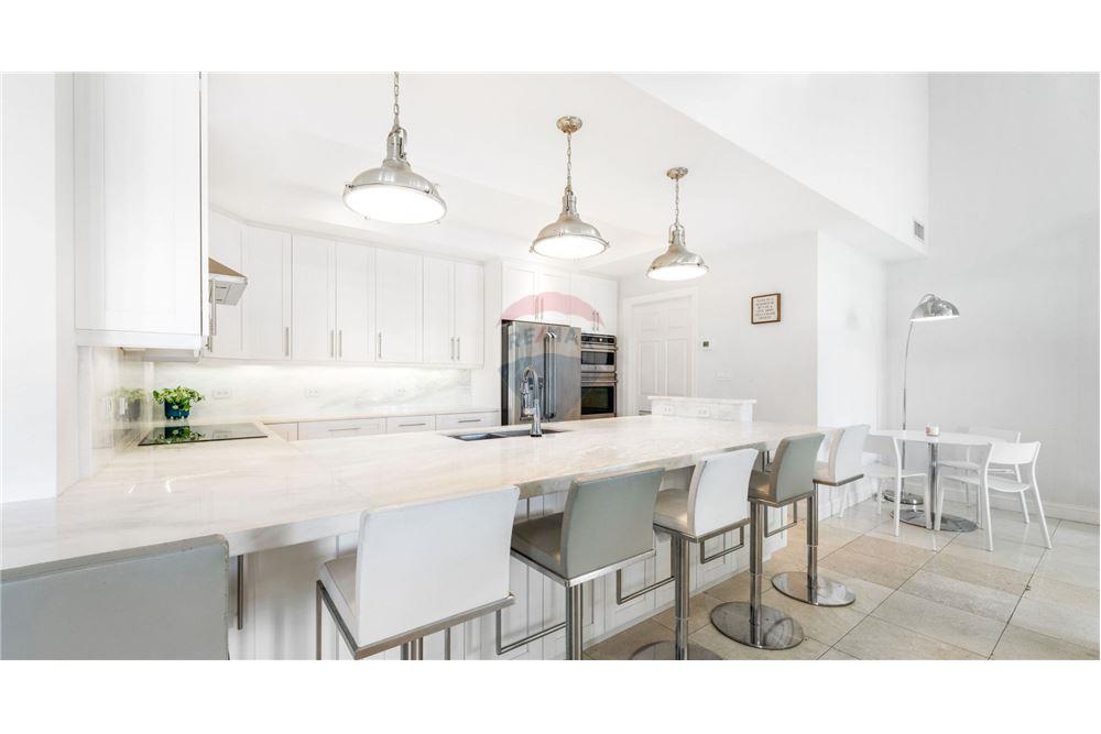 Apartamento/Condominio - Venta - W Bay Bch South, Seven Mile, Islas Caimán - 9 - 90146034-175