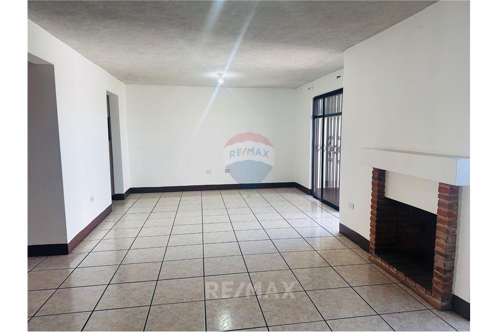 Villa - For Sale - San José Pinula, Guatemala, Guatemala - 2 - 902611006-9