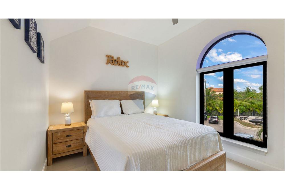 Condo/Apartment - For Sale - South Sound, South Sound, Cayman Islands - 22 - 90146034-177