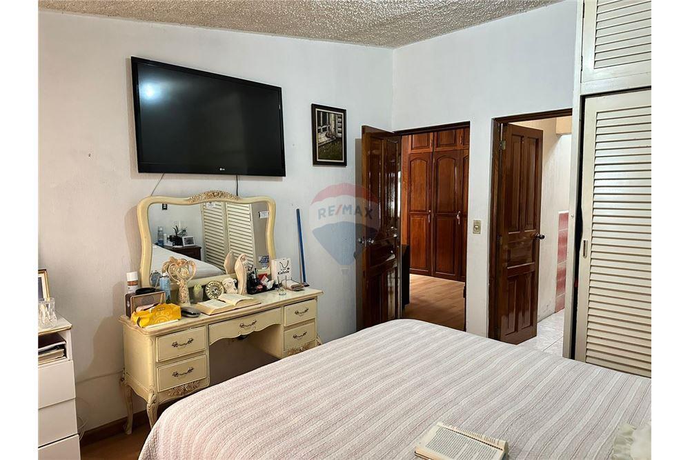 Villa - Te Koop - Quetzaltenango, Quetzaltenango, Guatemala - 15 - 901011001-21