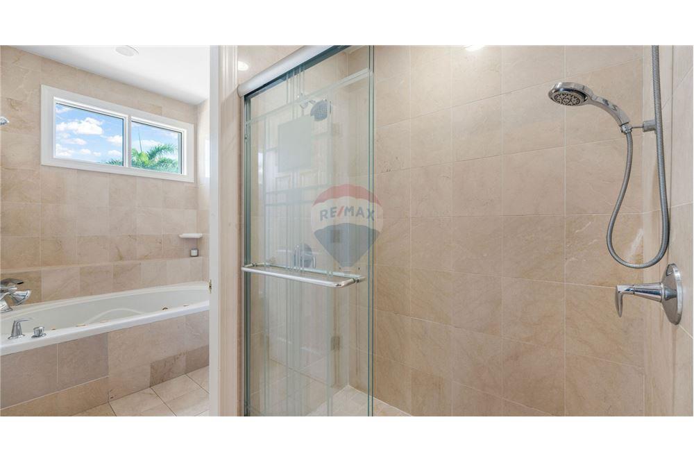 Apartamento/Condominio - Venta - W Bay Bch South, Seven Mile, Islas Caimán - 48 - 90146034-175