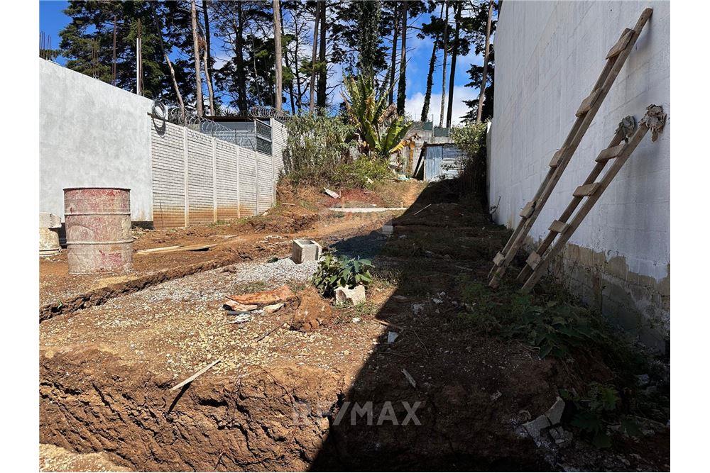 Villa - For Sale - Fraijanes, Guatemala, Guatemala - 2 - 902611006-11