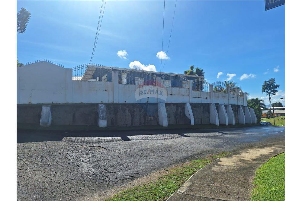 Villa - Te Koop - Arouca, Saint George, Trinidad and Tobago - 6 - 90155005-50