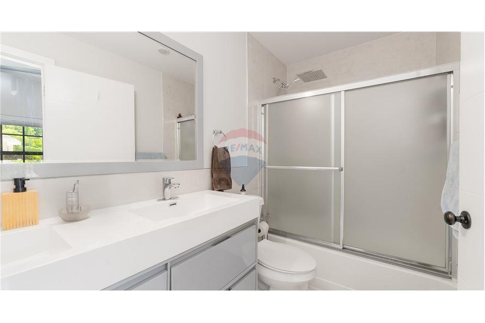 Appartement - Te Koop - W Bay Bch West, West Bay, Cayman Islands - 13 - 90146042-55