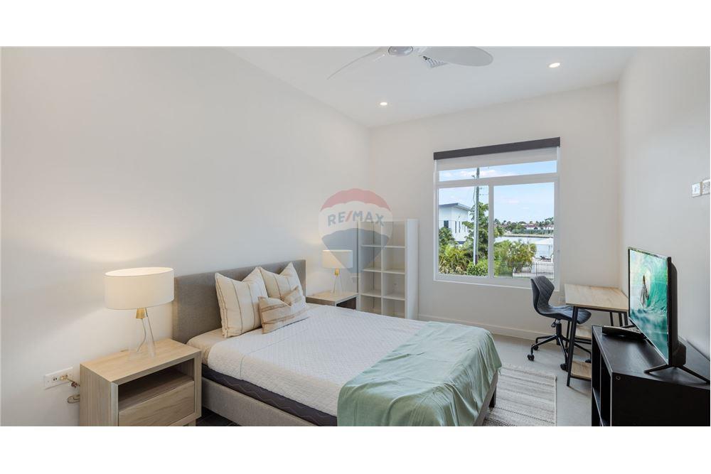 Apartamento/Condominio - Venta - W Bay Bch North, West Bay, Islas Caimán - 17 - 90146012-240
