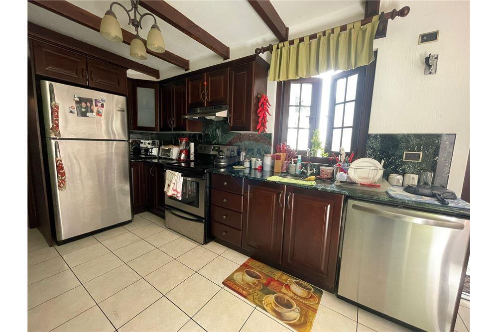 Villa - For Sale - Jocotenango, Sacatepéquez, Guatemala - 3 - 902651007-5