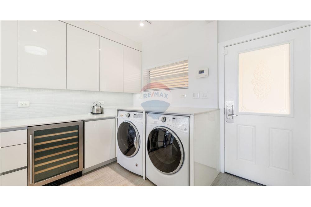 Appartement - Te Koop - W Bay Bch South, Seven Mile, Cayman Islands - 3 - 90146034-181