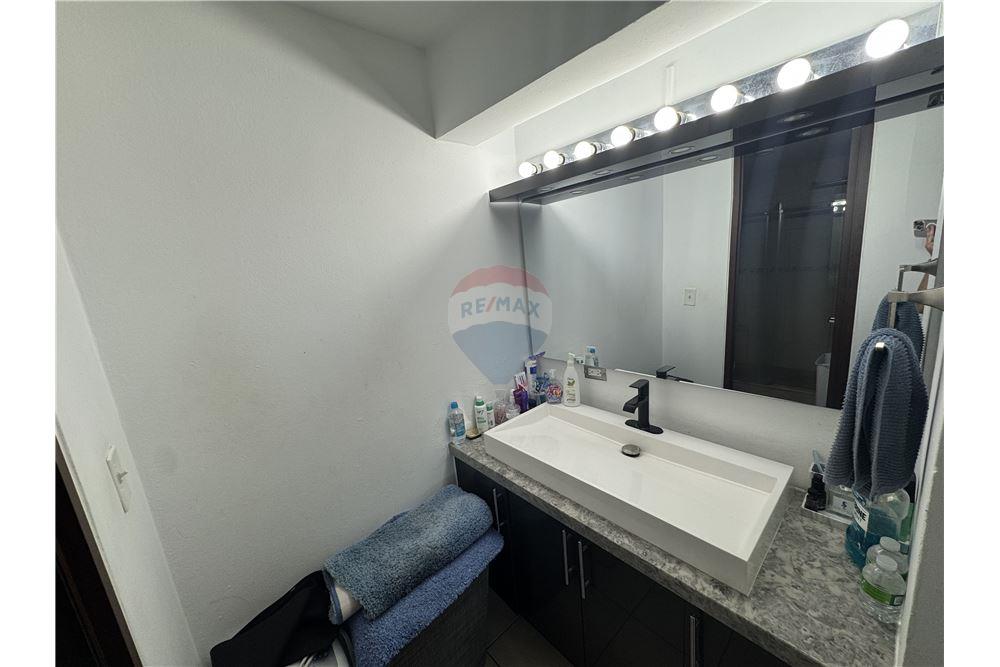 Villa - For Sale - San Juan, San Juan, Puerto Rico - 19 - 90102070-5