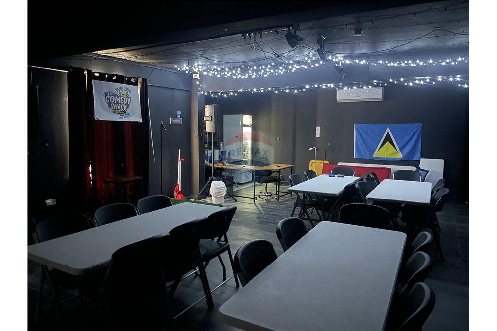 Bedrijfsmatig / Detailhandel - Te Koop - Gros Islet, Gros-Islet, St Lucia - 1 - 902071001-208