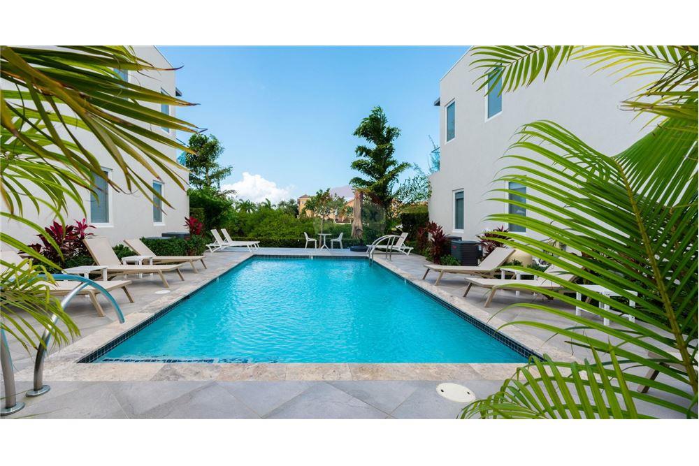 Apartamento/Condominio - Venta - W Bay Bch North, West Bay, Islas Caimán - 21 - 90146012-240