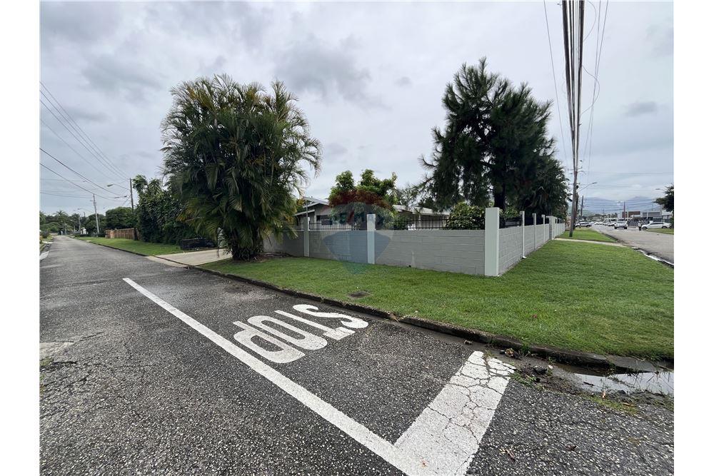 Commercial/Retail - For Sale - Valsayn, Saint George, Trinidad and Tobago - 2 - 902551007-5