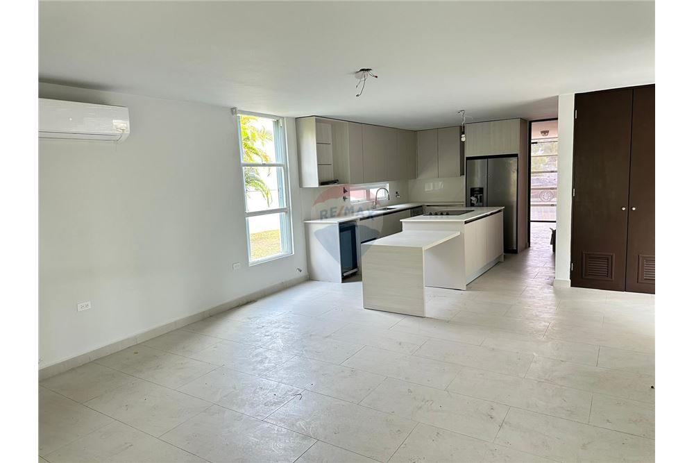 Villa - For Sale - Paseo Las Olas, Dorado, Puerto Rico - 4 - 90107004-262