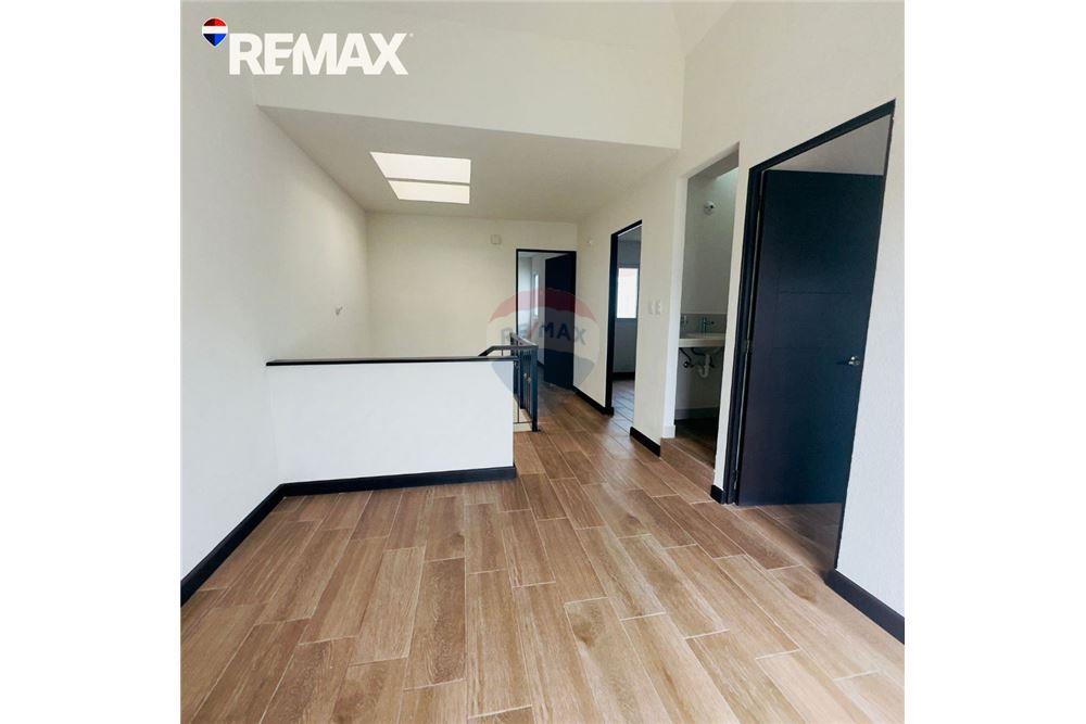 Villa - For Sale - San José Pinula, Guatemala, Guatemala - 6 - 902611001-98