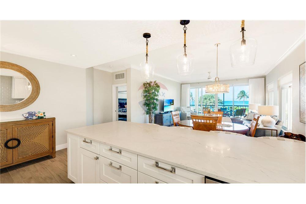 Condo/Apartment - For Sale - W Bay Bch South, Seven Mile, Cayman Islands - 11 - 90146002-433