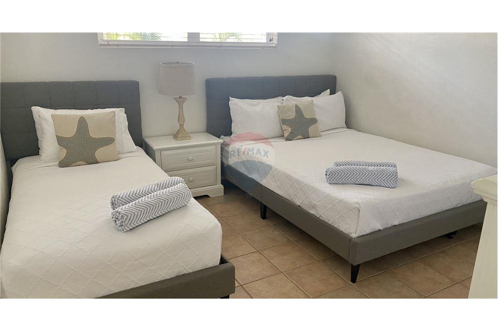 Condo/Apartment - For Sale - W Bay Bch South, Seven Mile, Cayman Islands - 29 - 90146002-459