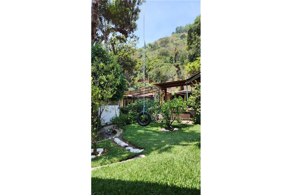 Bedrijfsmatig / Detailhandel - Te Koop - San Marcos La Laguna, Sololá, Guatemala - 11 - 902651004-3