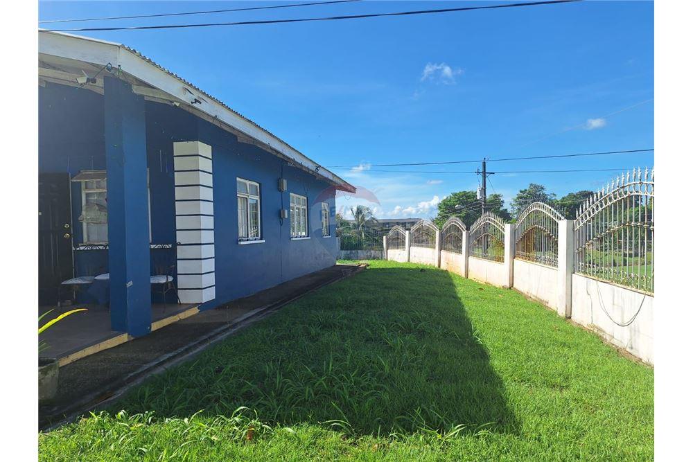 Villa - Te Koop - Arouca, Saint George, Trinidad and Tobago - 2 - 90155005-50