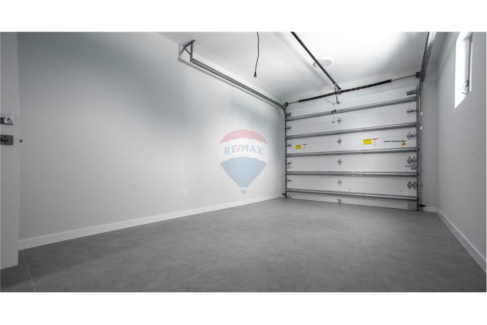 Condo/Apartment - For Sale - W Bay North East, West Bay, Cayman Islands - 16 - 90146058-10