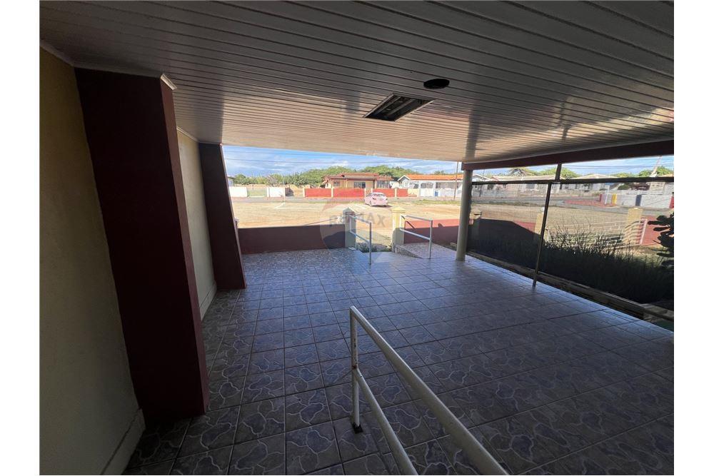 Bedrijfsmatig / Detailhandel - Te Koop - Sint Nicolaas, Aruba, Aruba - 2 - 90105035-27