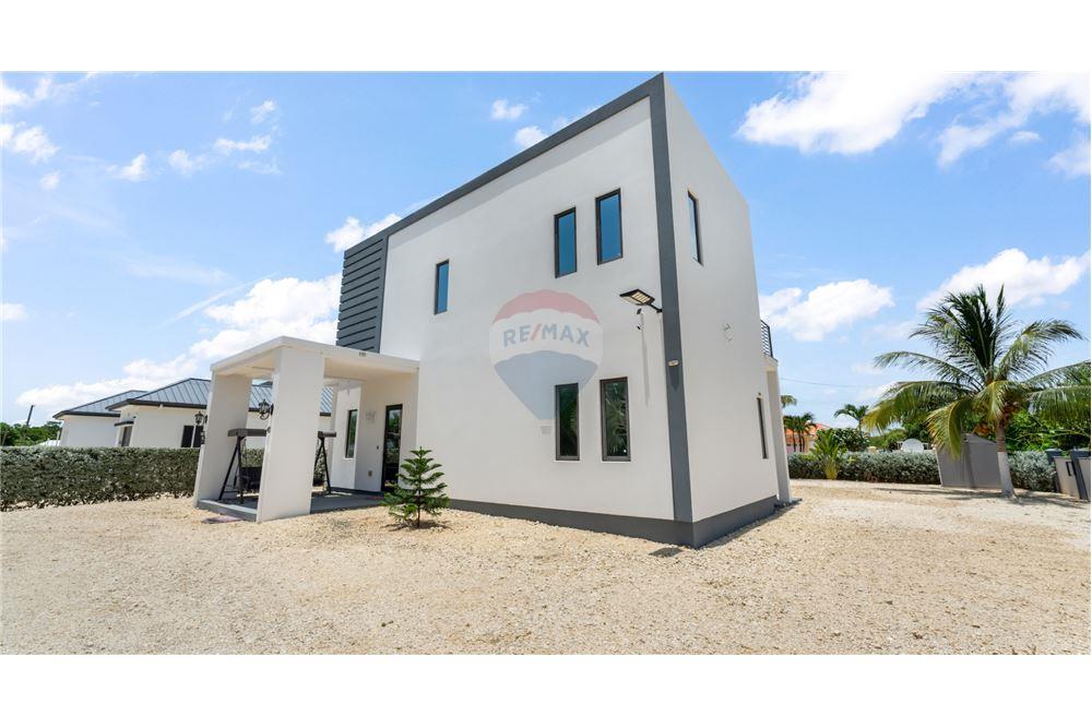 Villa - For Sale - Lower Valley, Savannah, Cayman Islands - 26 - 90146044-61