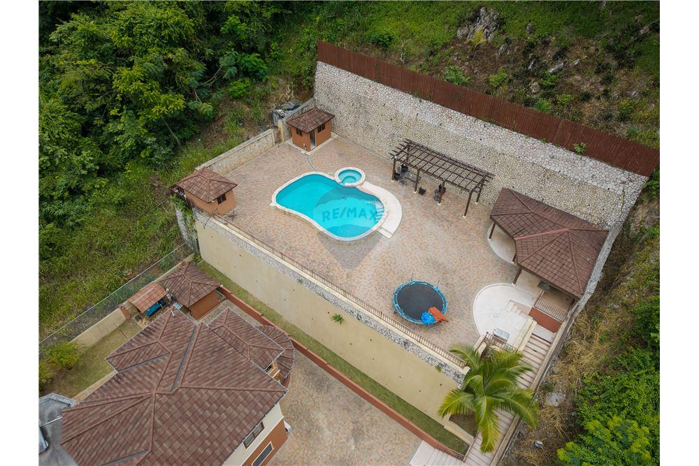 Villa - Te Koop - Kingston, Saint Andrew, Jamaica - 3 - 90153049-119