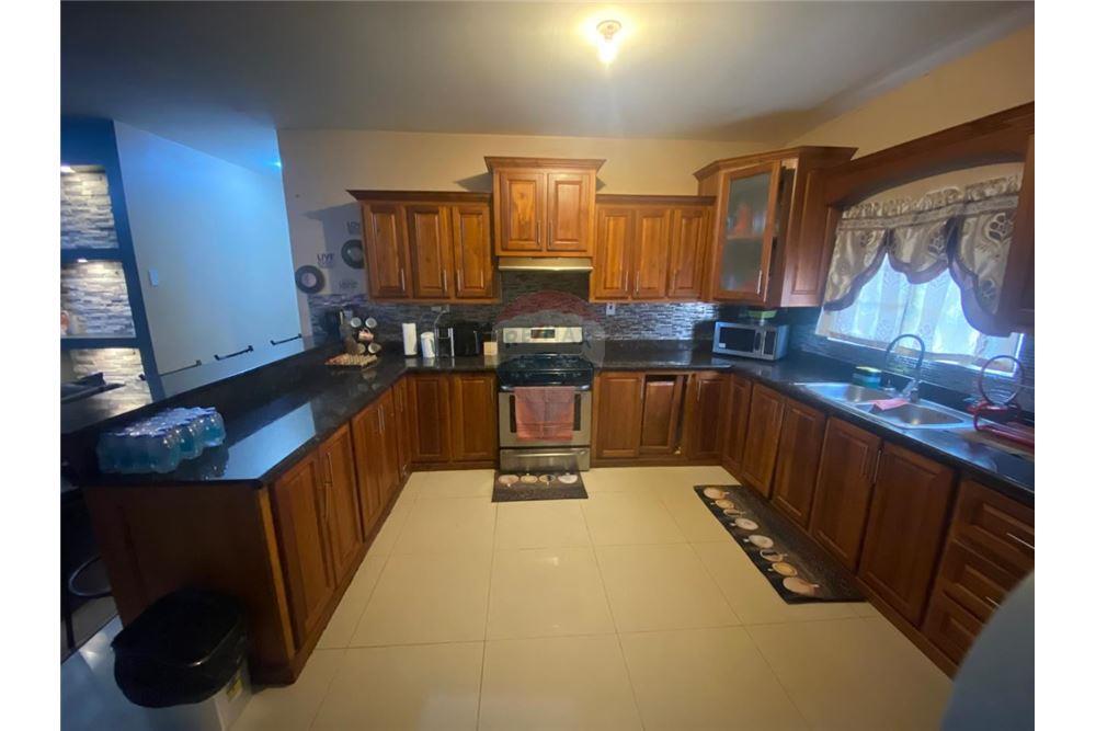 Villa - Te Koop - Sangre Grande, Saint Andrew, Trinidad and Tobago - 11 - 90155109-203