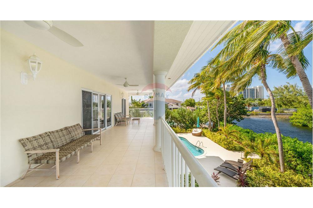 Villa - For Sale - W Bay Bch North, West Bay, Cayman Islands - 12 - 90146034-171