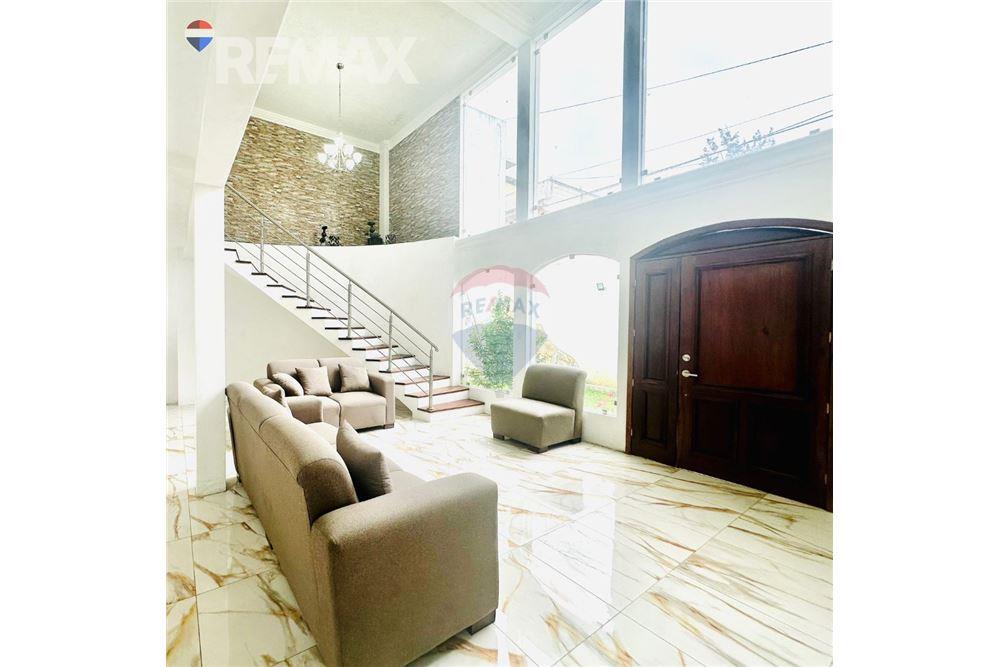 Villa - Venta - Santa Lucía Milpas Altas, Sacatepéquez, Guatemala - 3 - 902611001-75