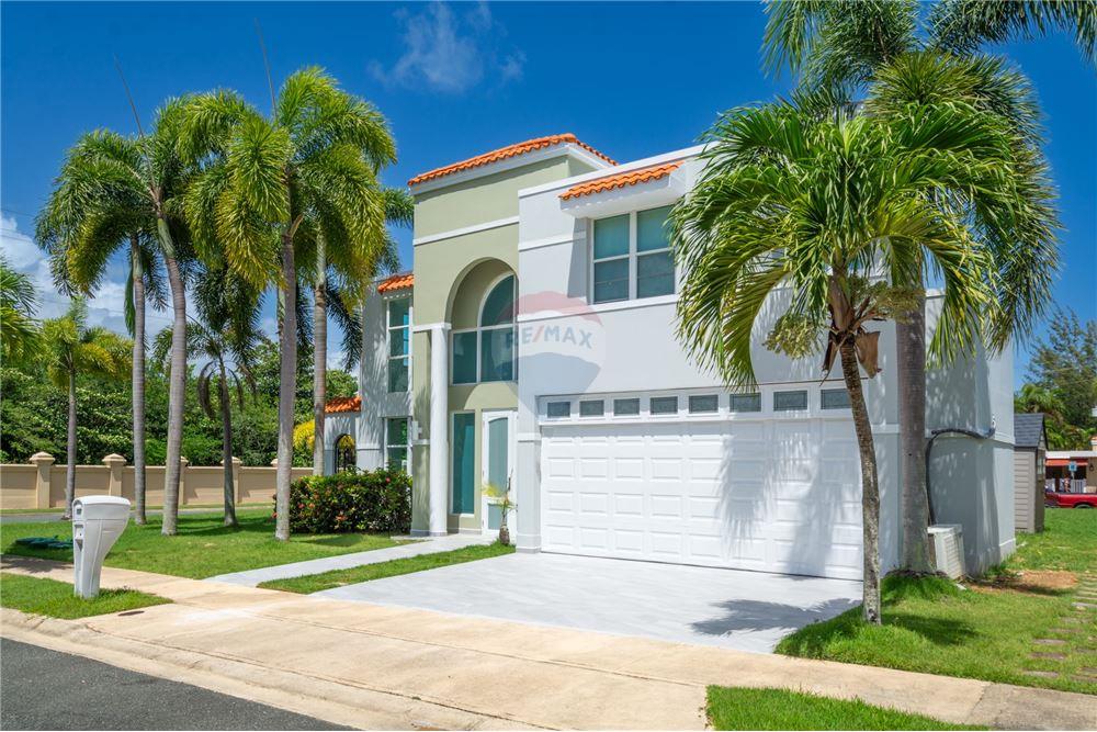 Villa - For Sale - Alts De Cerro Gordo 1&2, Vega Alta, Puerto Rico - 3 - 90107007-121