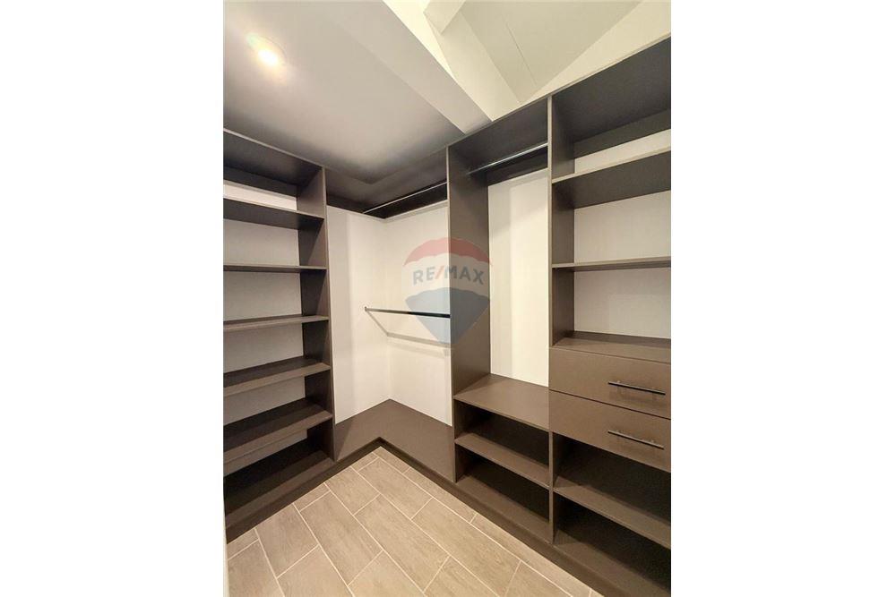 Villa - Venta - San Miguel Dueñas, Sacatepéquez, Guatemala - 5 - 90129001-366