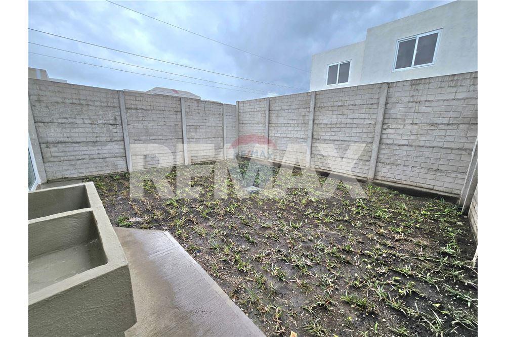Villa - Venta - San José Pinula, Guatemala, Guatemala - 15 - 902691018-42