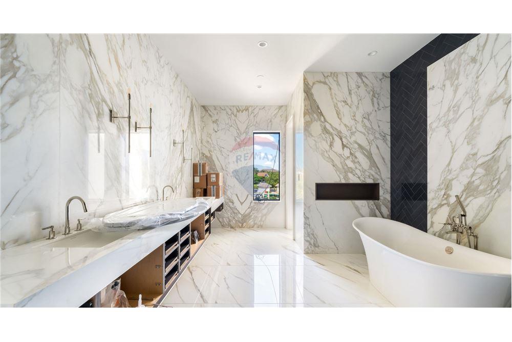 Villa - For Sale - W Bay Bch North, West Bay, Cayman Islands - 14 - 90146034-194