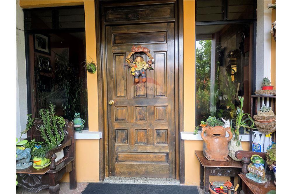 Villa - For Sale - Quetzaltenango, Quetzaltenango, Guatemala - 7 - 902641004-2