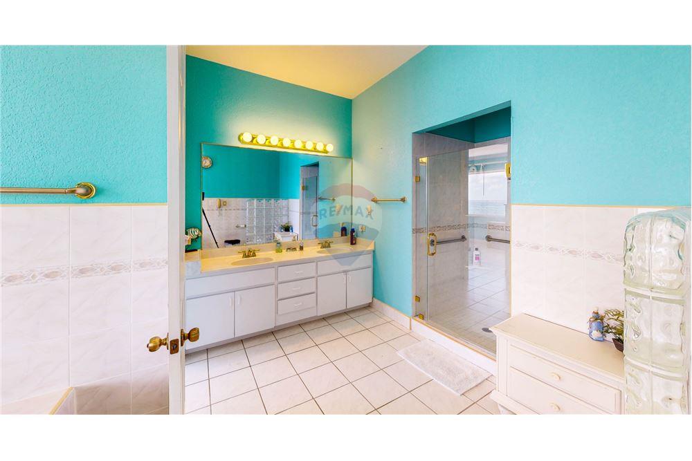 Villa - Te Koop - Colliers, East End, Cayman Islands - 9 - 90146057-20