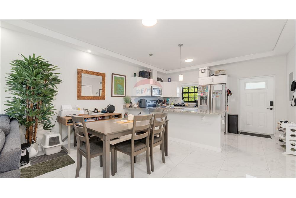 Appartement - Te Koop - W Bay Bch West, West Bay, Cayman Islands - 4 - 90146042-55