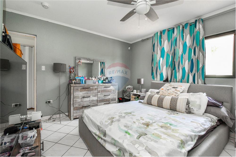 Villa - Venta - Oranjestad, Aruba, Aruba - 30 - 90105005-509